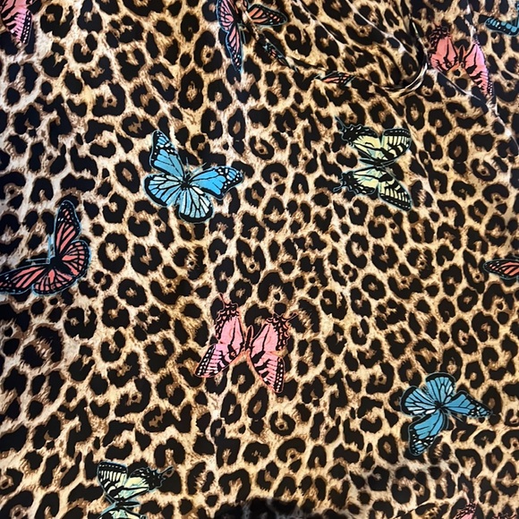 Rue21 Leopard/Butterfly Flowy Tank - Picture 2 of 4